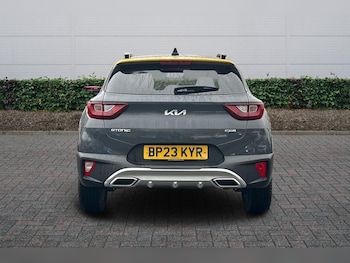 Used Kia Stonic 2023 for sale - 77613721: Photo