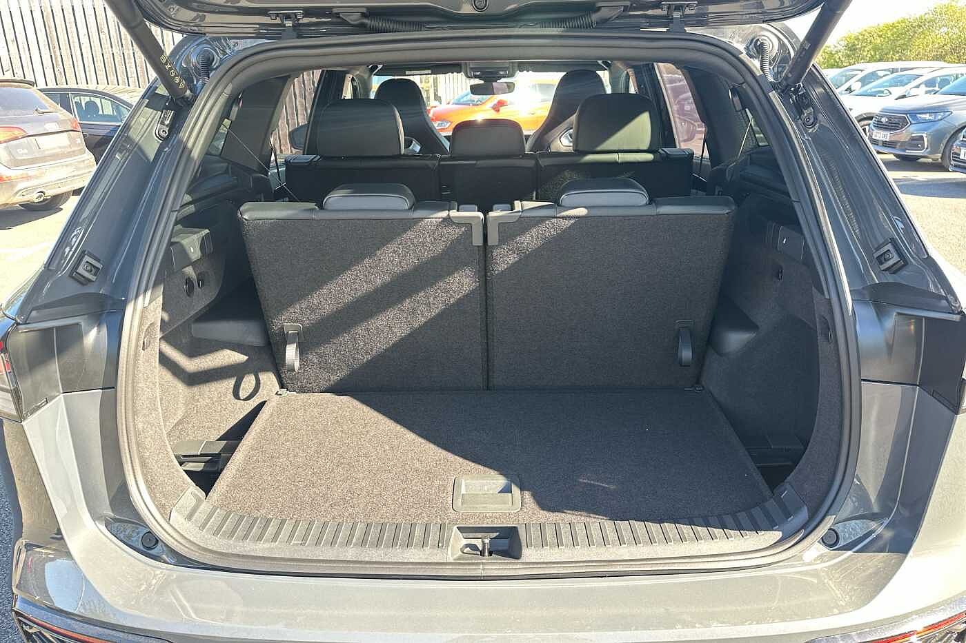 Used Volkswagen Touran 2025 for sale - 77177695: Photo 12