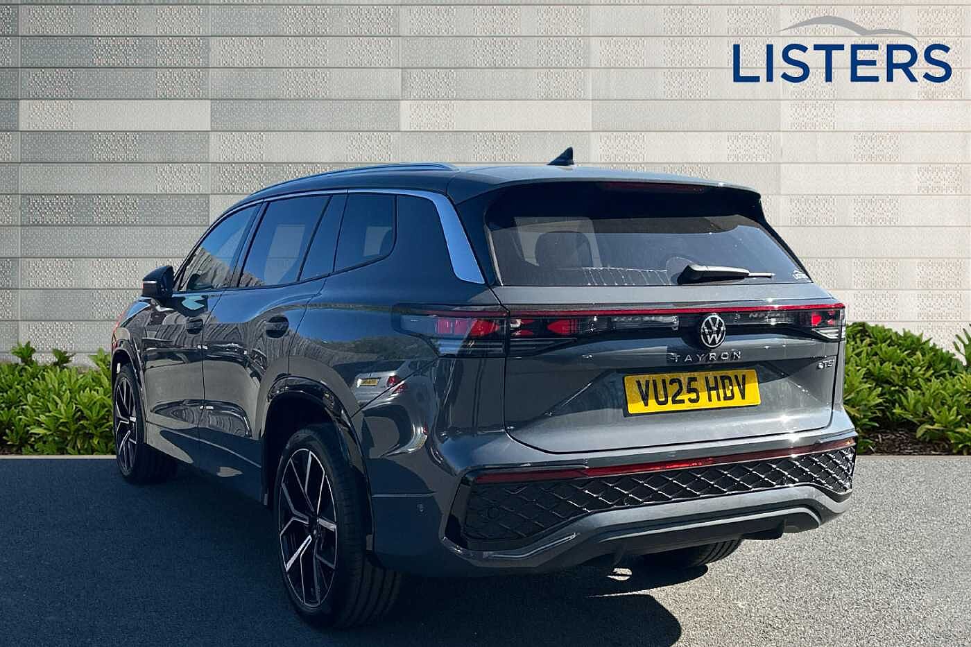 Used Volkswagen Touran 2025 for sale - 77177695: Photo 3