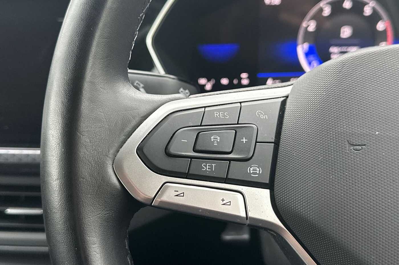 Used Volkswagen T-Cross 2023 for sale - 76176084: Photo 16