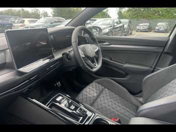 Used Volkswagen Golf 2025 for sale - 75211393: Photo