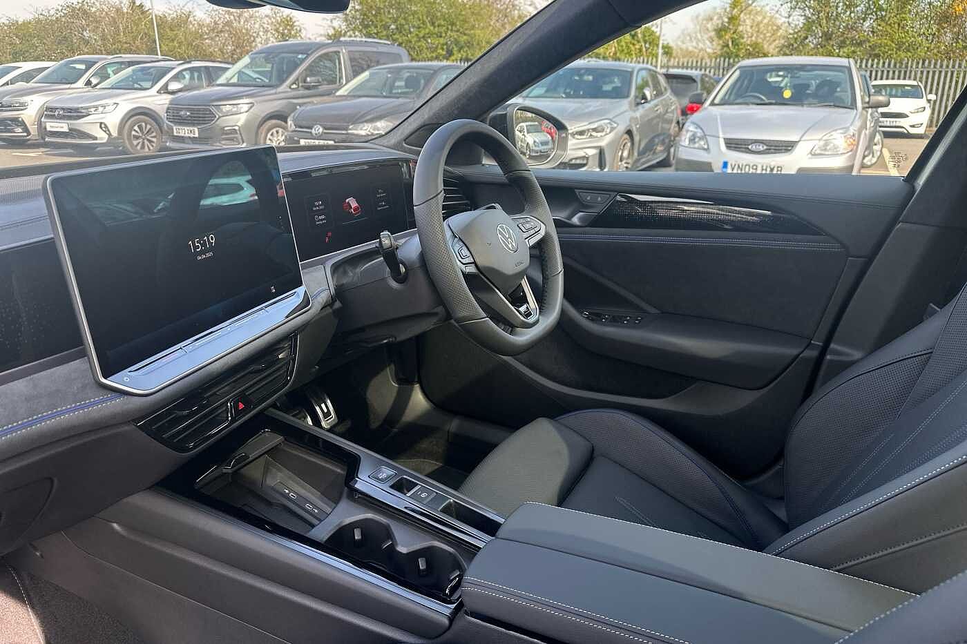 Used Volkswagen Passat 2025 for sale - 77177687: Photo 2