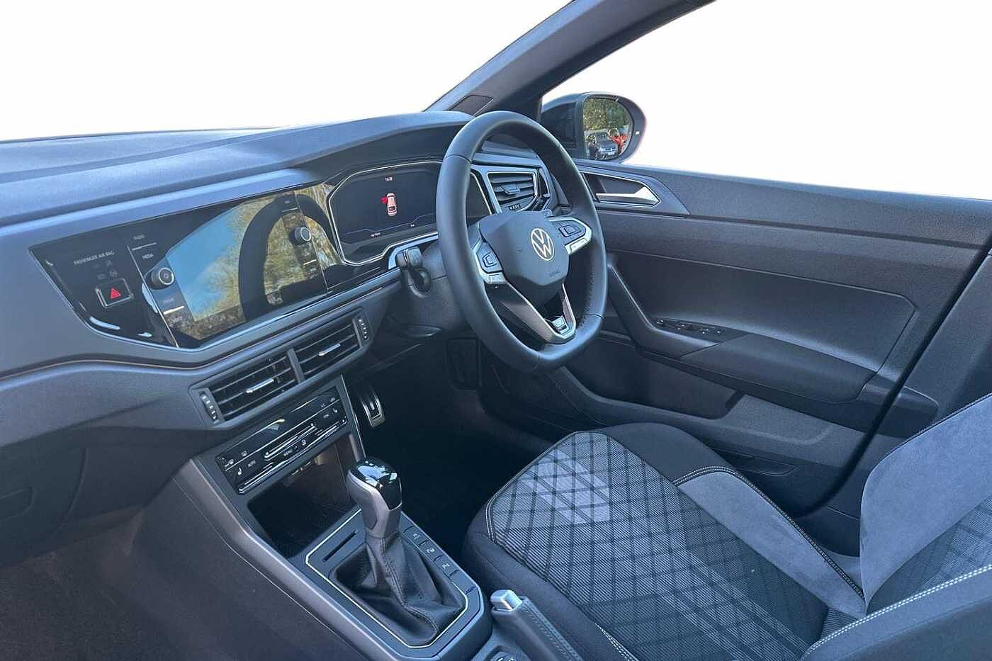 Used Volkswagen Taigo 2025 for sale - 76154310: Photo 2