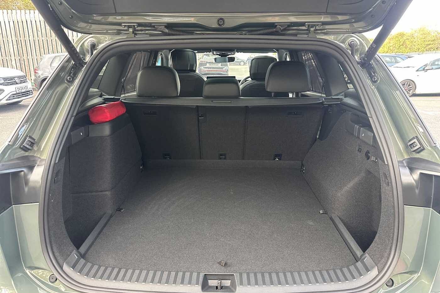 Used Volkswagen Touran 2025 for sale - 77176623: Photo 11