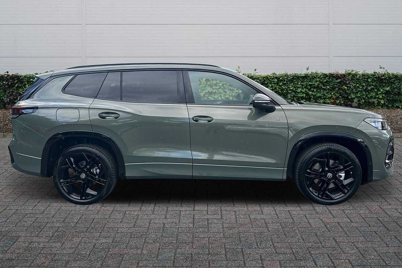 Used Volkswagen Touran 2025 for sale - 77176623: Photo 4