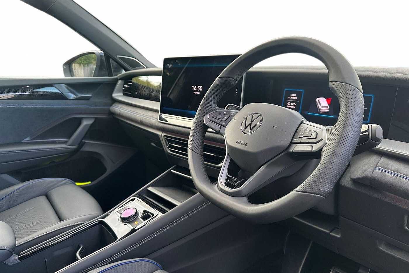 Used Volkswagen Touran 2025 for sale - 77176623: Photo 6