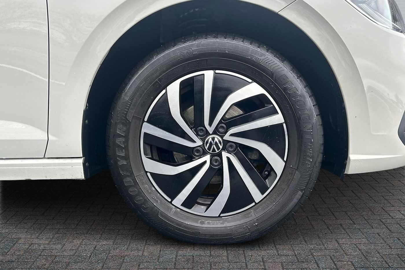 Used Volkswagen Polo 2023 for sale - 77725208: Photo 5