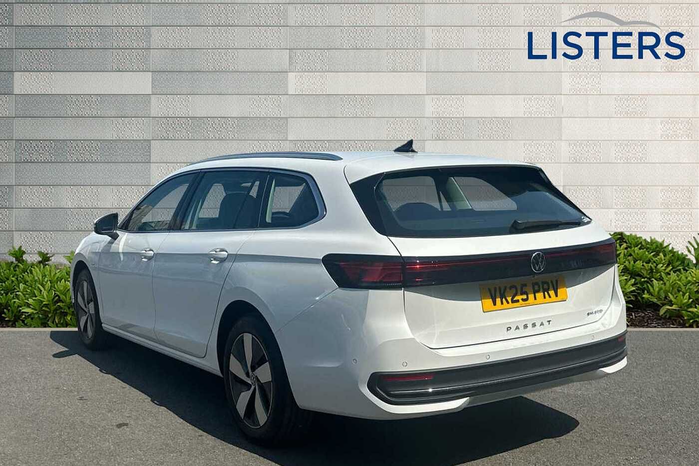 Used Volkswagen Passat 2025 for sale - 76110787: Photo 3