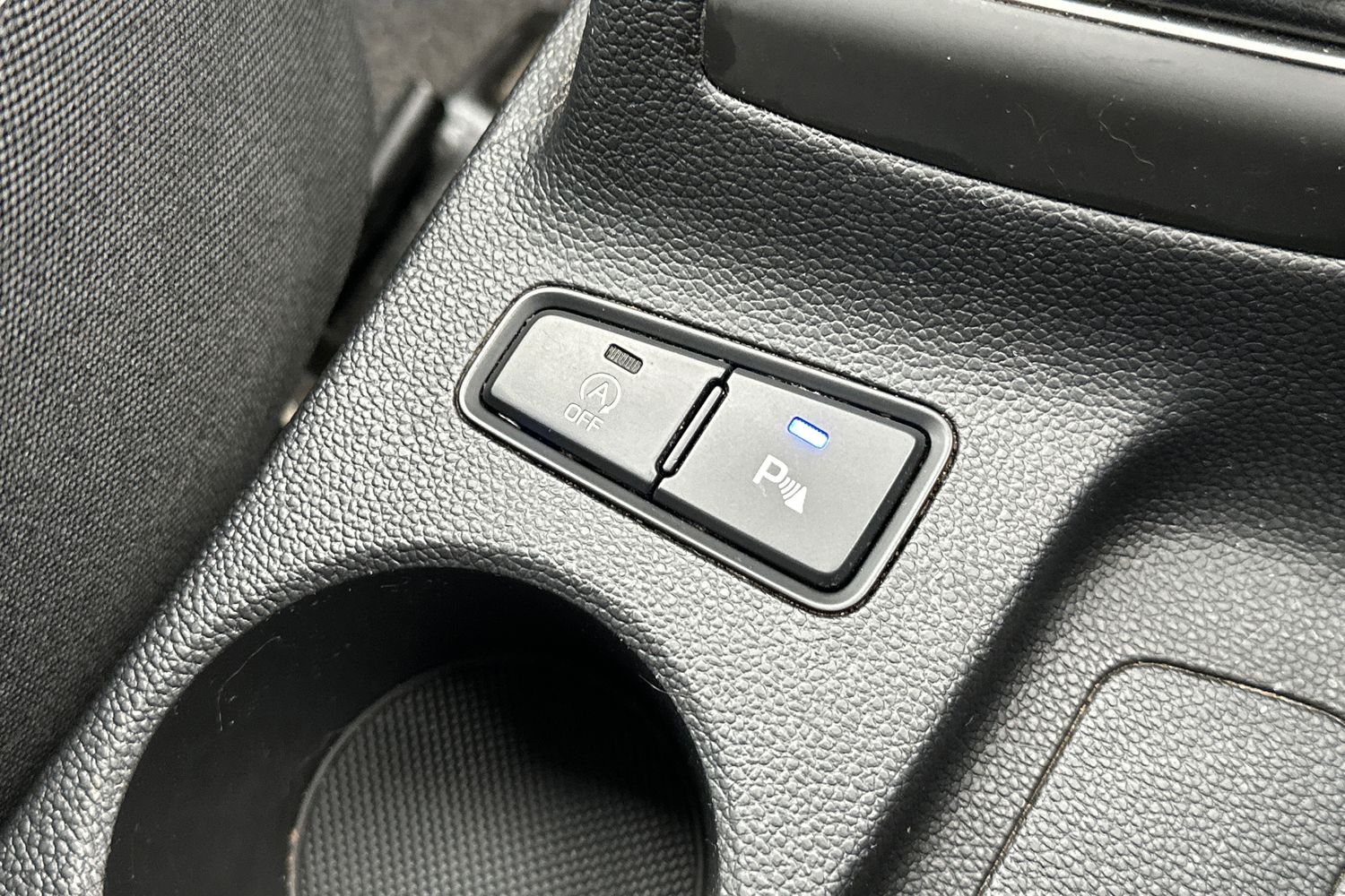 Used Hyundai i20 2018 for sale - 77470328: Photo 17