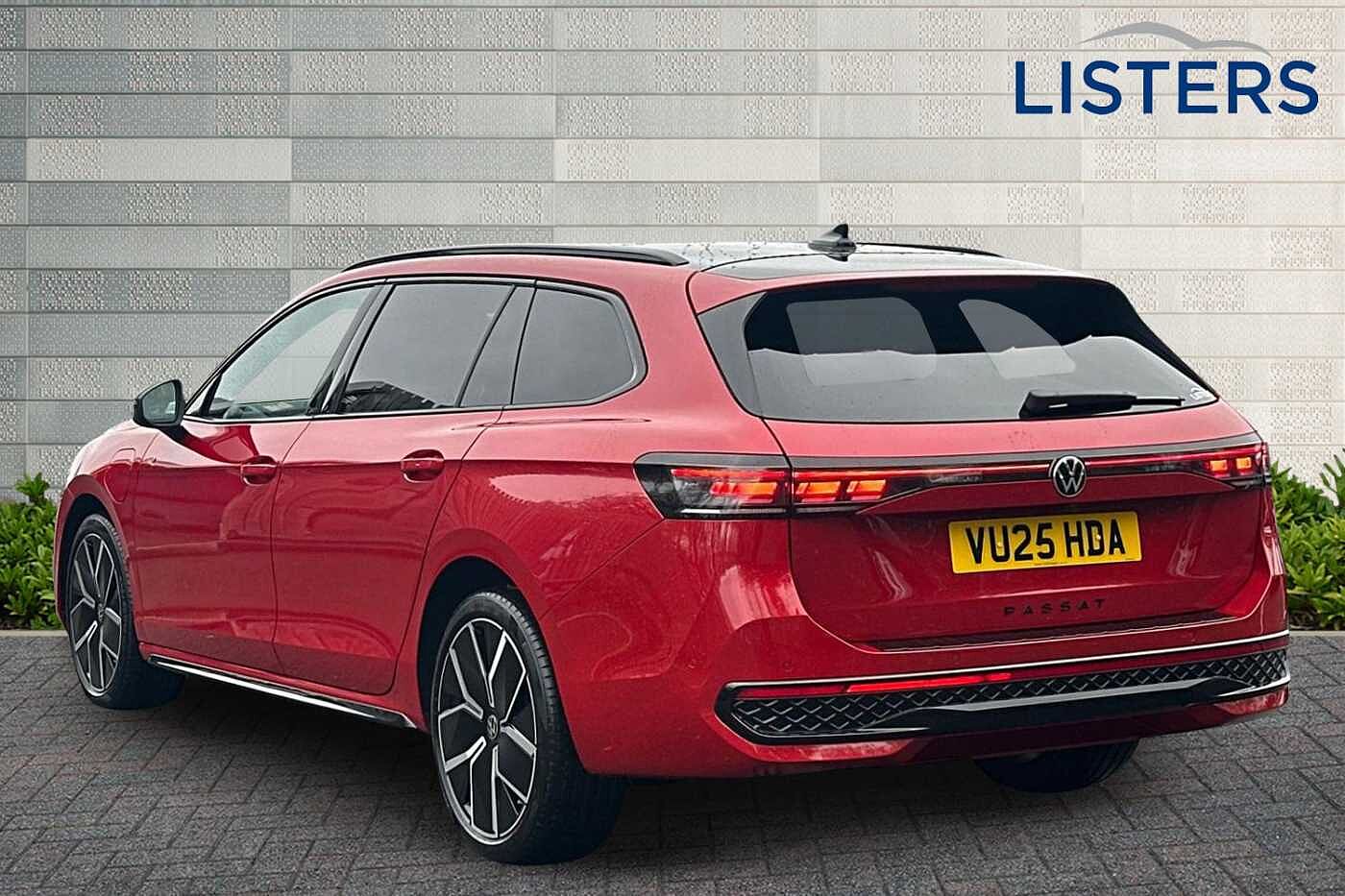 Used Volkswagen Passat 2025 for sale - 76110663: Photo 3