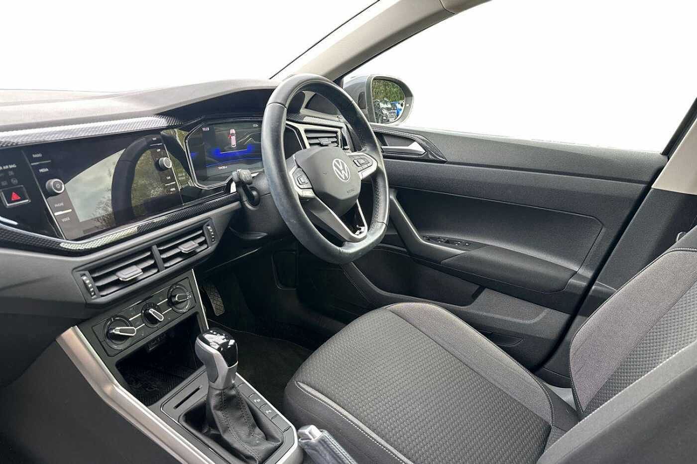 Used Volkswagen Taigo 2023 for sale - 76111544: Photo 2