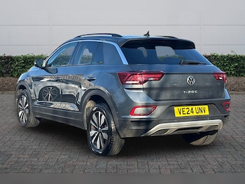 Used Volkswagen T-Roc 2024 for sale - 77725375: Photo