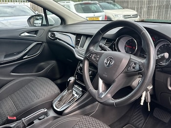 Used Vauxhall Astra 2018 for sale - 75553928: Photo