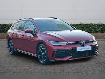 Used Volkswagen Golf 2024 for sale - 77346331: Photo