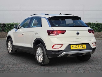 Used Volkswagen T-Roc 2023 for sale - 78088071: Photo
