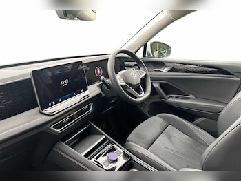 Used Volkswagen Tiguan 2025 for sale - 76458632: Photo