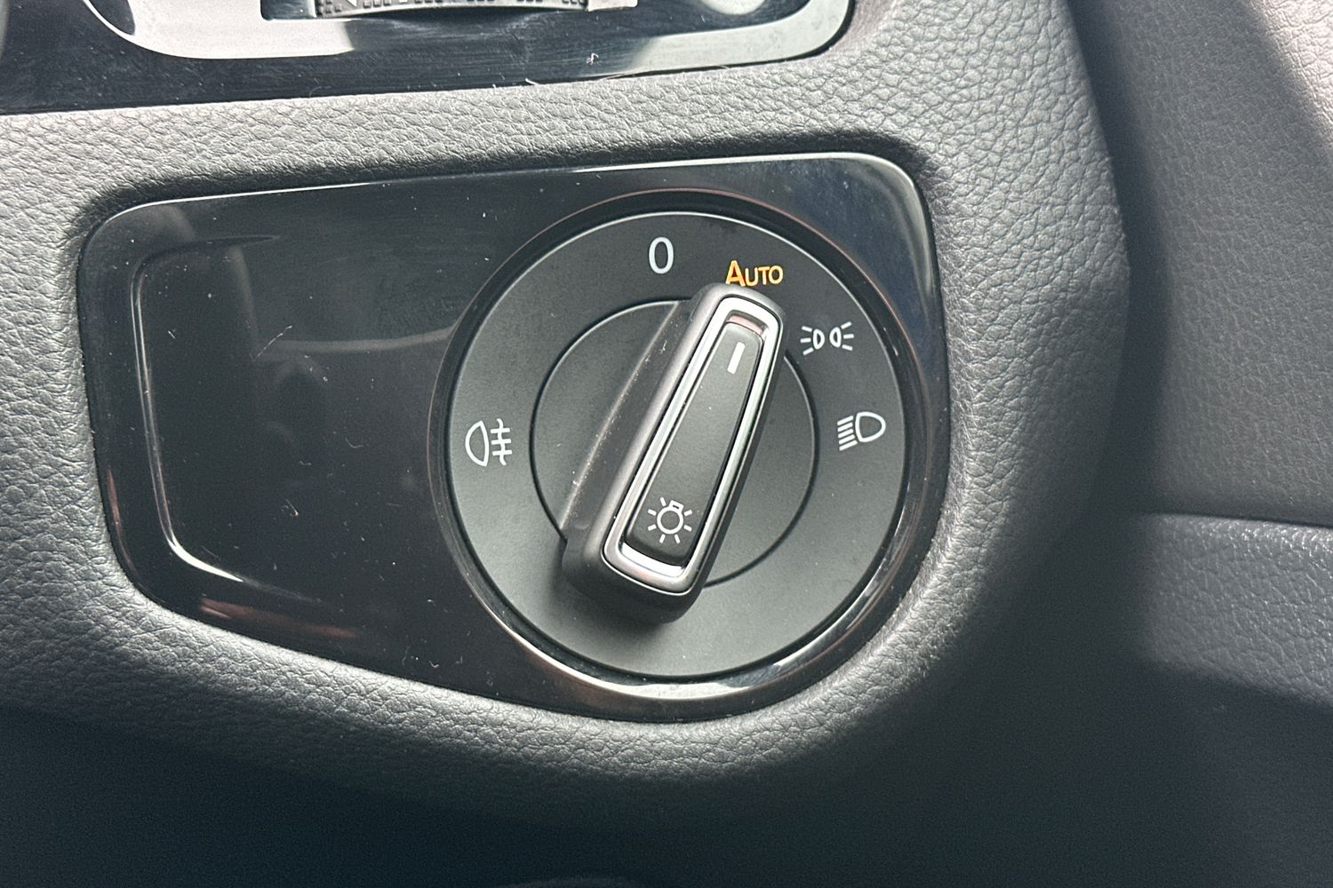 Used Volkswagen Golf 2016 for sale - 77470342: Photo 23