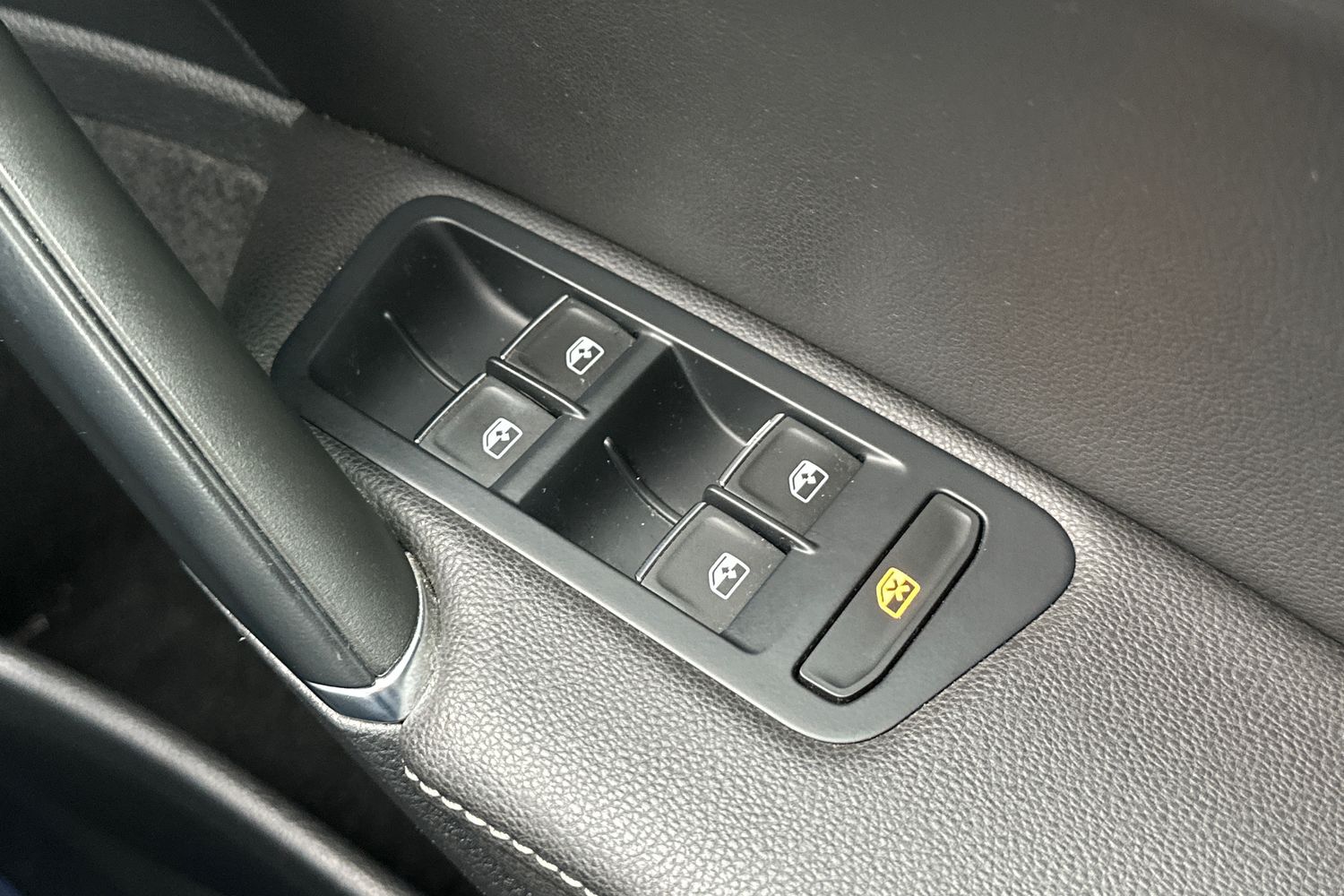 Used Volkswagen Golf 2016 for sale - 77470342: Photo 25