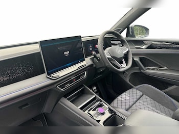 Used Volkswagen Tiguan 2025 for sale - 77176613: Photo