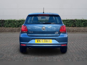 Used Volkswagen Polo 2015 for sale - 77498120: Photo
