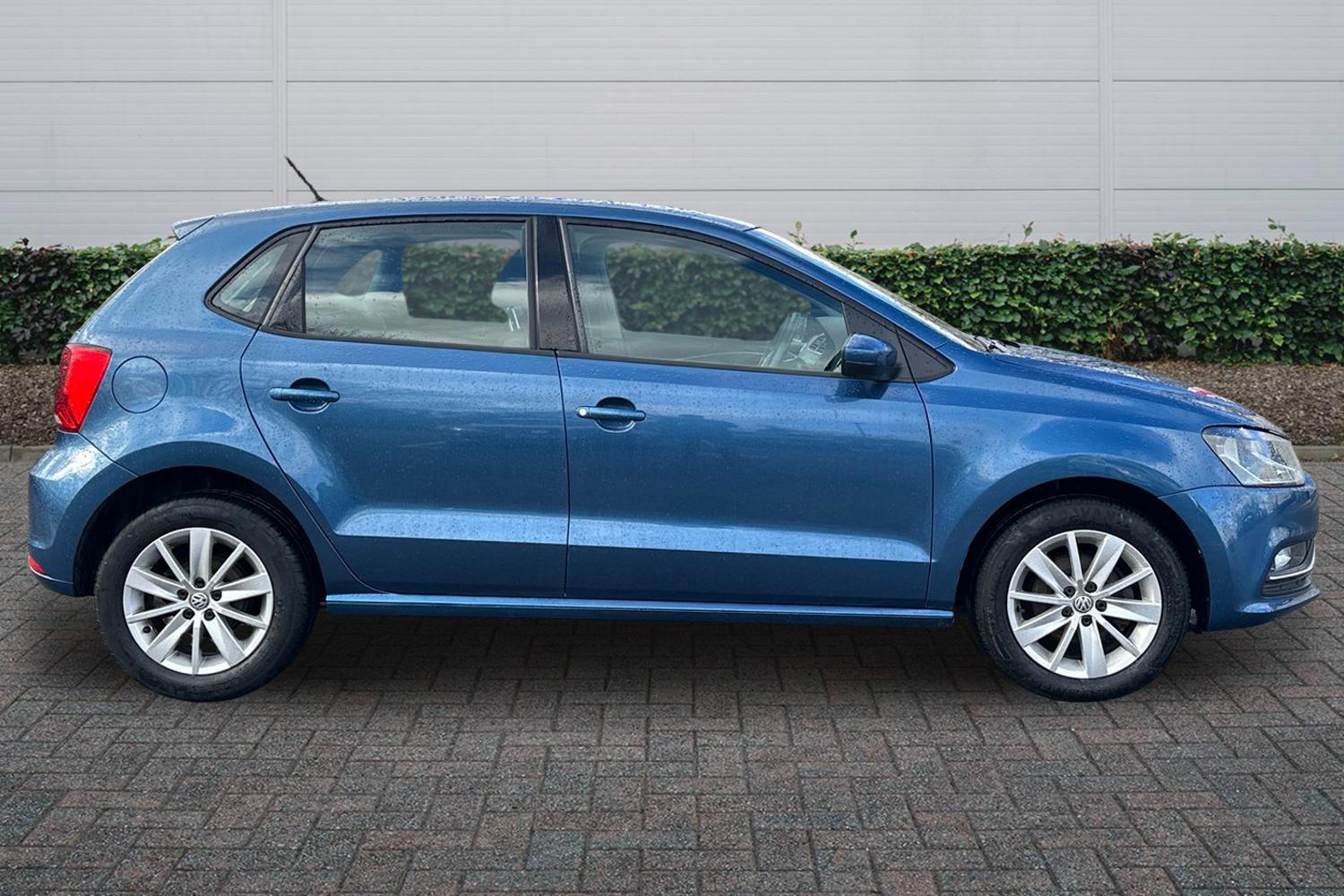 Used Volkswagen Polo 2015 for sale - 77498120: Photo 5