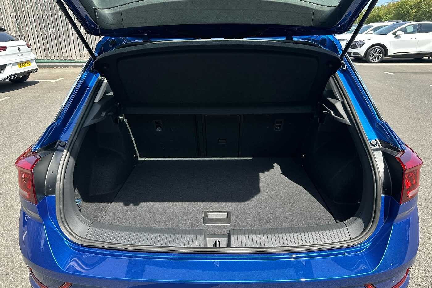 Used Volkswagen T-Roc 2025 for sale - 76110502: Photo 12
