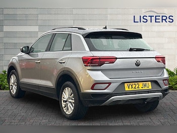 Used Volkswagen T-Roc 2022 for sale - 76800696: Photo