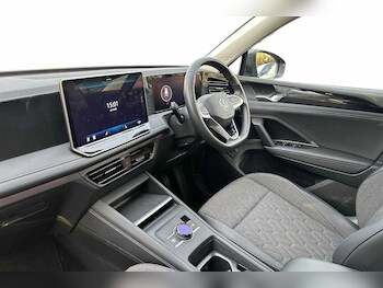 Used Volkswagen Tiguan 2024 for sale - 77239261: Photo