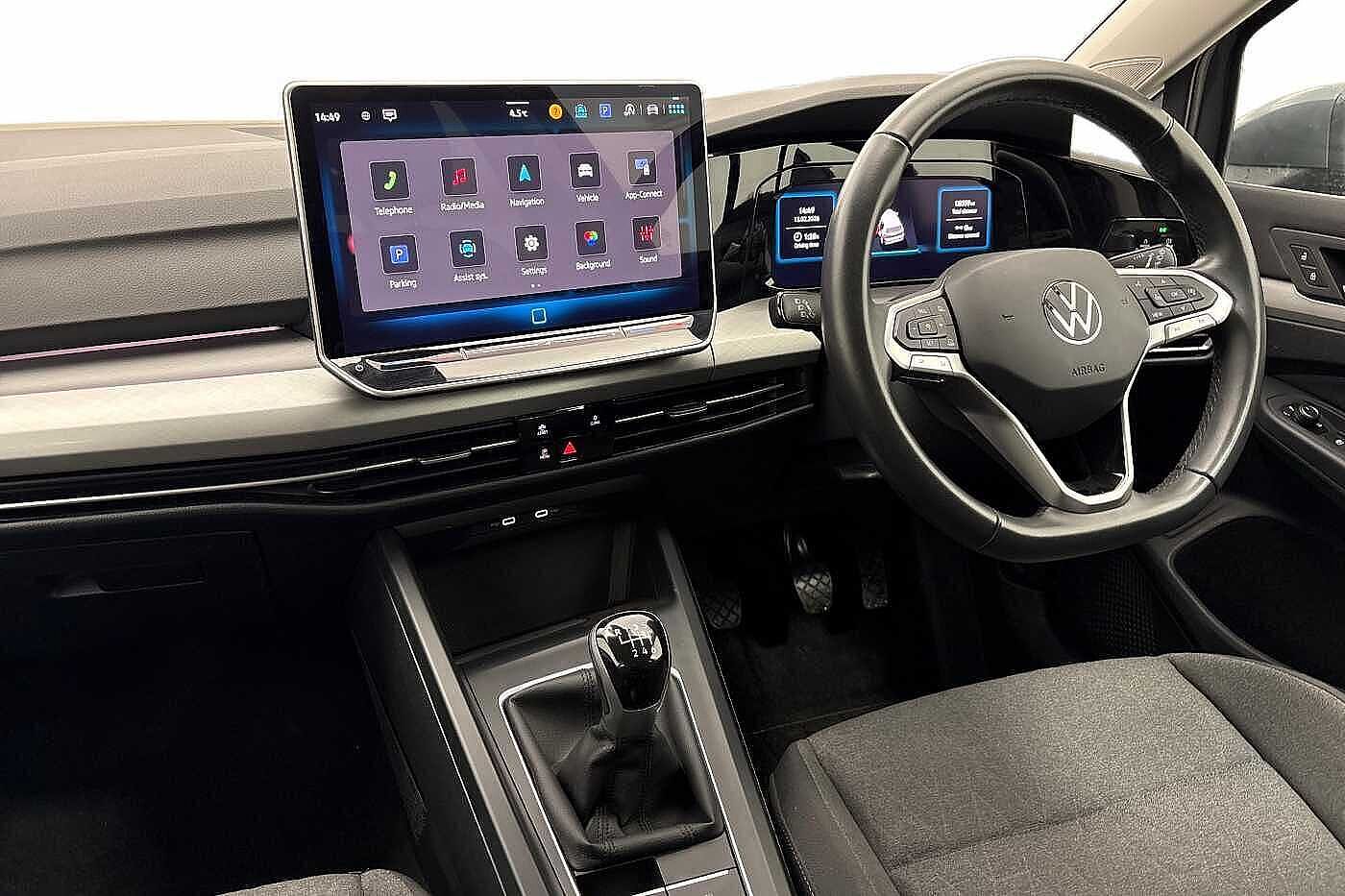 Used Volkswagen Golf 2024 for sale - 77725381: Photo 2