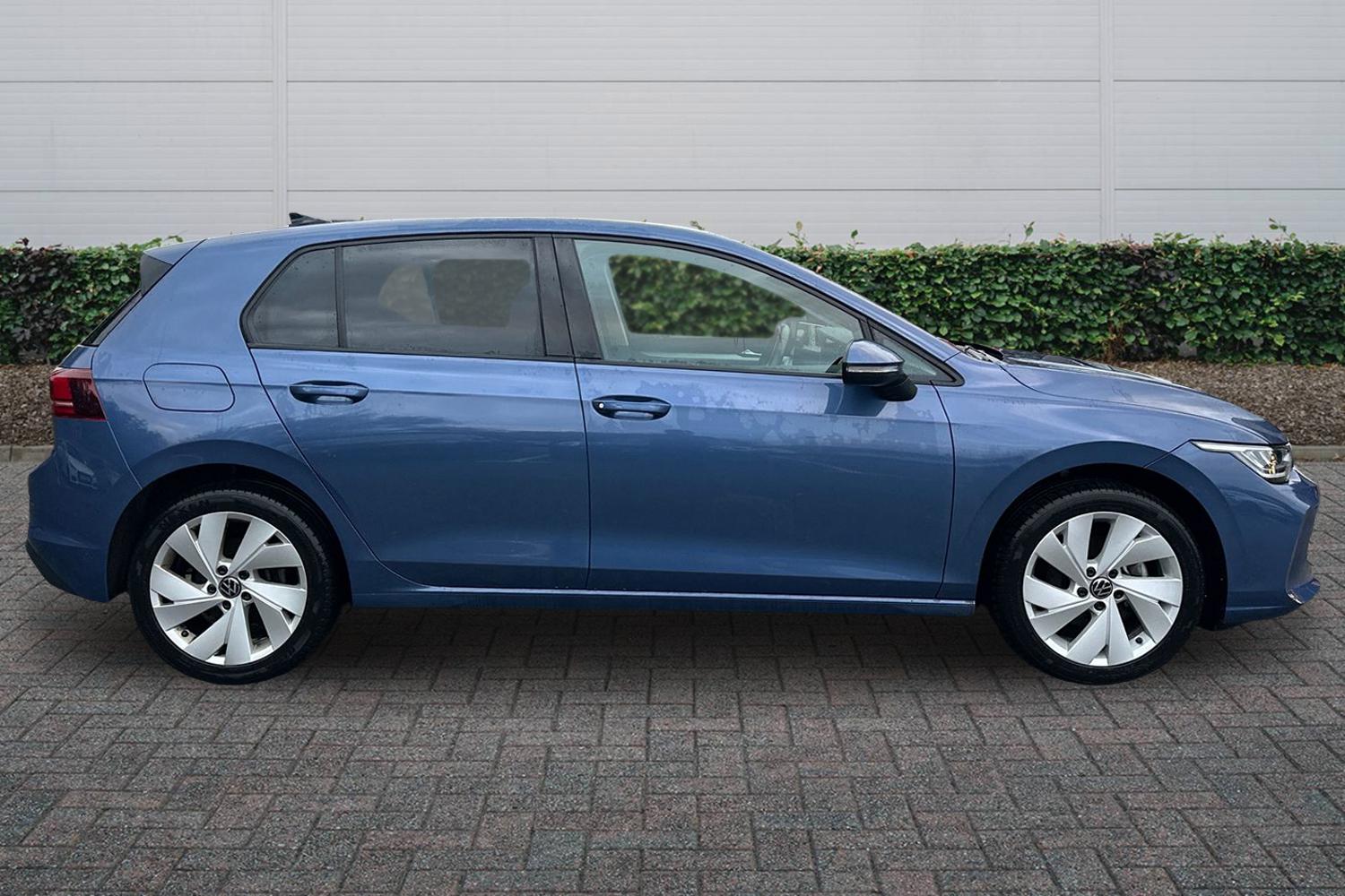 Used Volkswagen Golf 2024 for sale - 76500899: Photo 5
