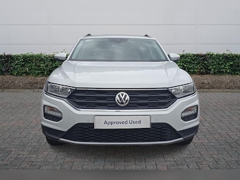 Used Volkswagen T-Roc 2018 for sale - 78418238: Photo