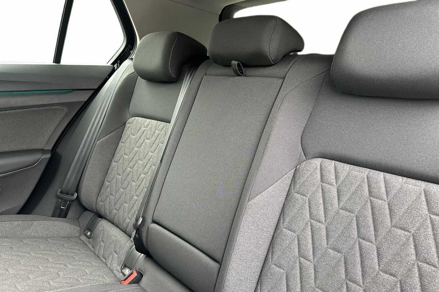 Used Volkswagen Golf 2024 for sale - 76111235: Photo 10