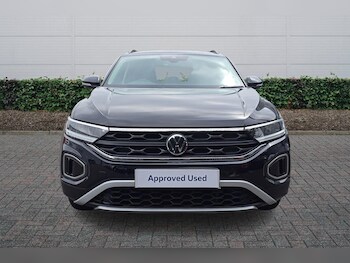 Used Volkswagen T-Roc 2024 for sale - 78418292: Photo