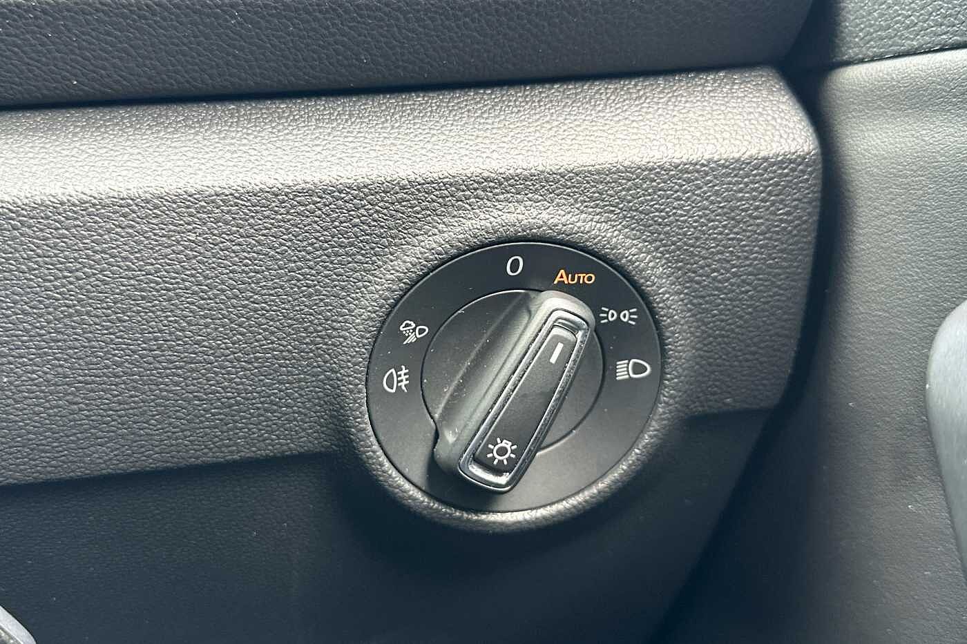 Used Volkswagen T-Roc 2023 for sale - 76110514: Photo 17