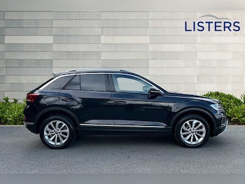 Used Volkswagen T-Roc 2023 for sale - 76110514: Photo 4