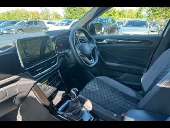 Used Volkswagen T-Roc 2022 for sale - 75175842: Photo