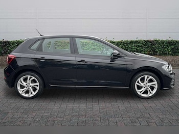 Used Volkswagen Polo 2023 for sale - 77164018: Photo