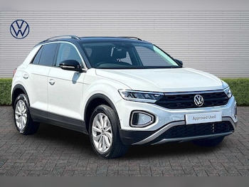 Used Volkswagen T-Roc 2024 for sale - 79237977: Photo