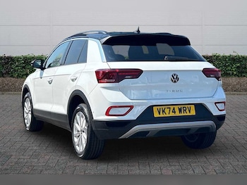 Used Volkswagen T-Roc 2024 for sale - 79237977: Photo