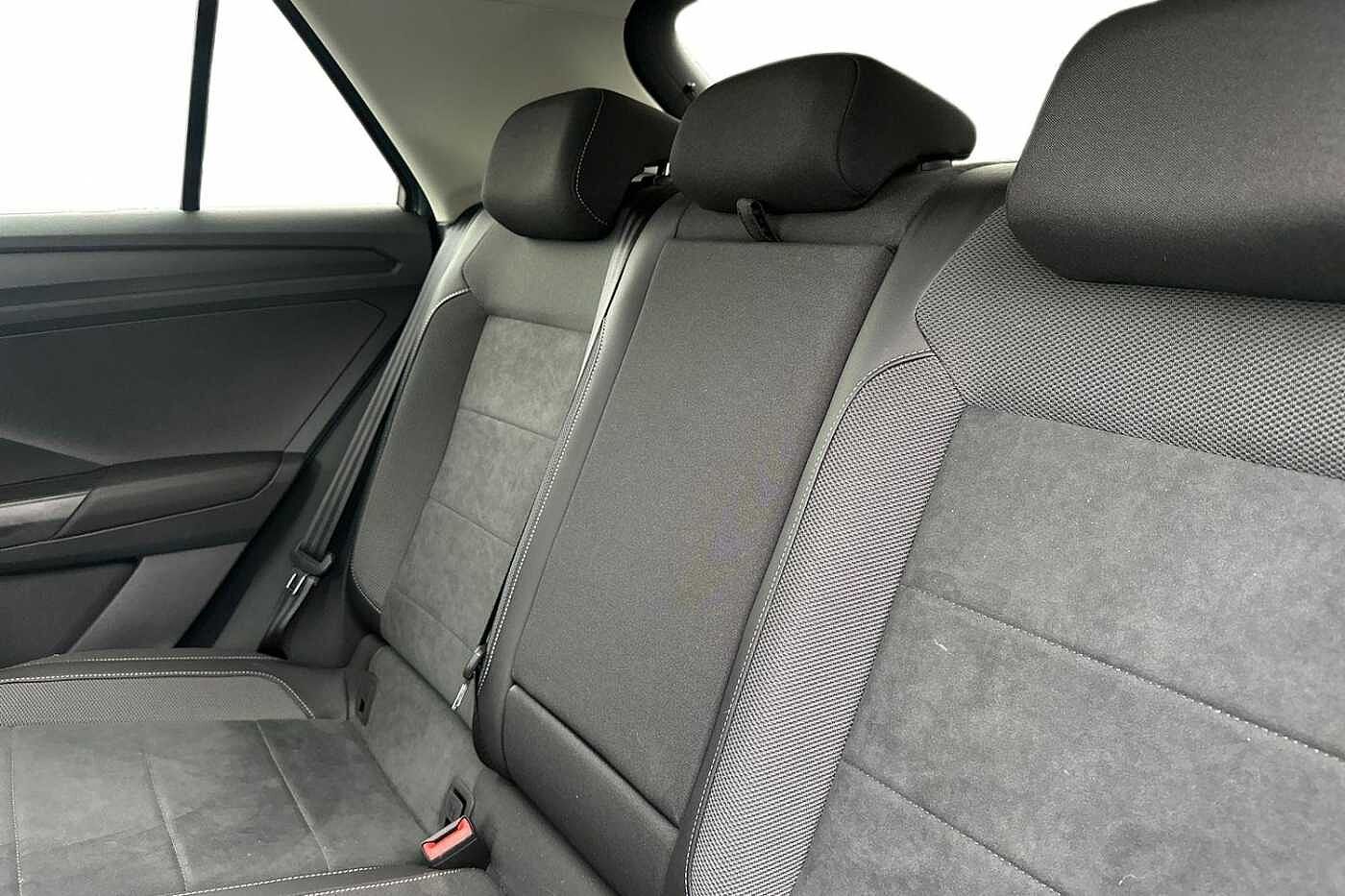 Used Volkswagen T-Roc 2023 for sale - 76110802: Photo 10