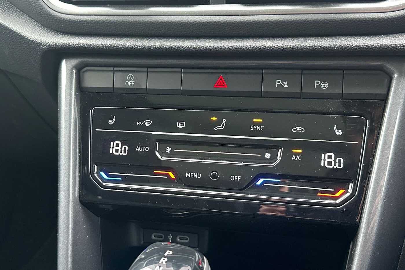 Used Volkswagen T-Roc 2023 for sale - 76110802: Photo 17