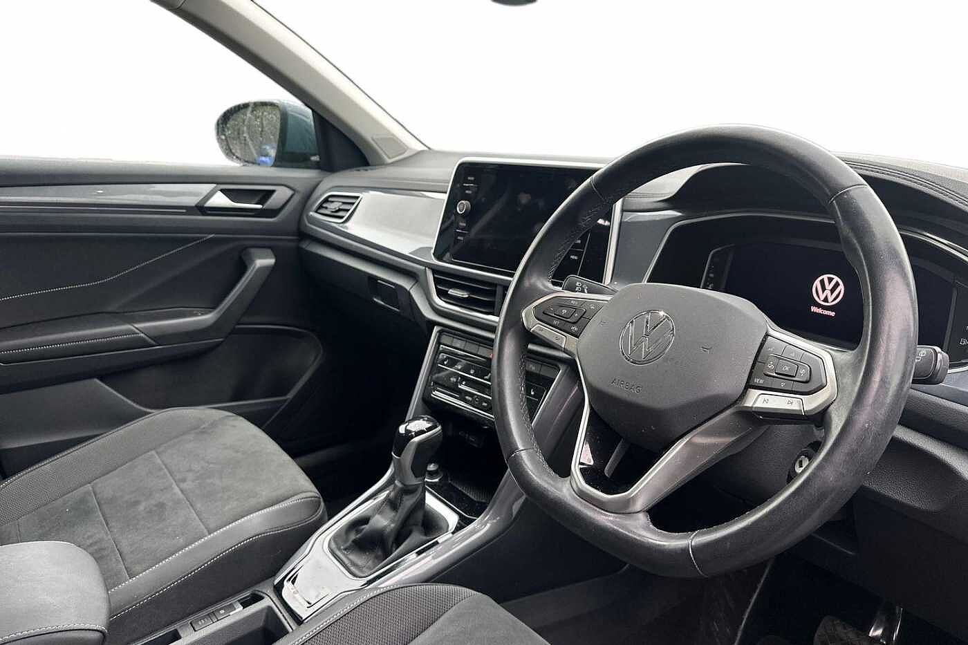 Used Volkswagen T-Roc 2023 for sale - 76110802: Photo 6
