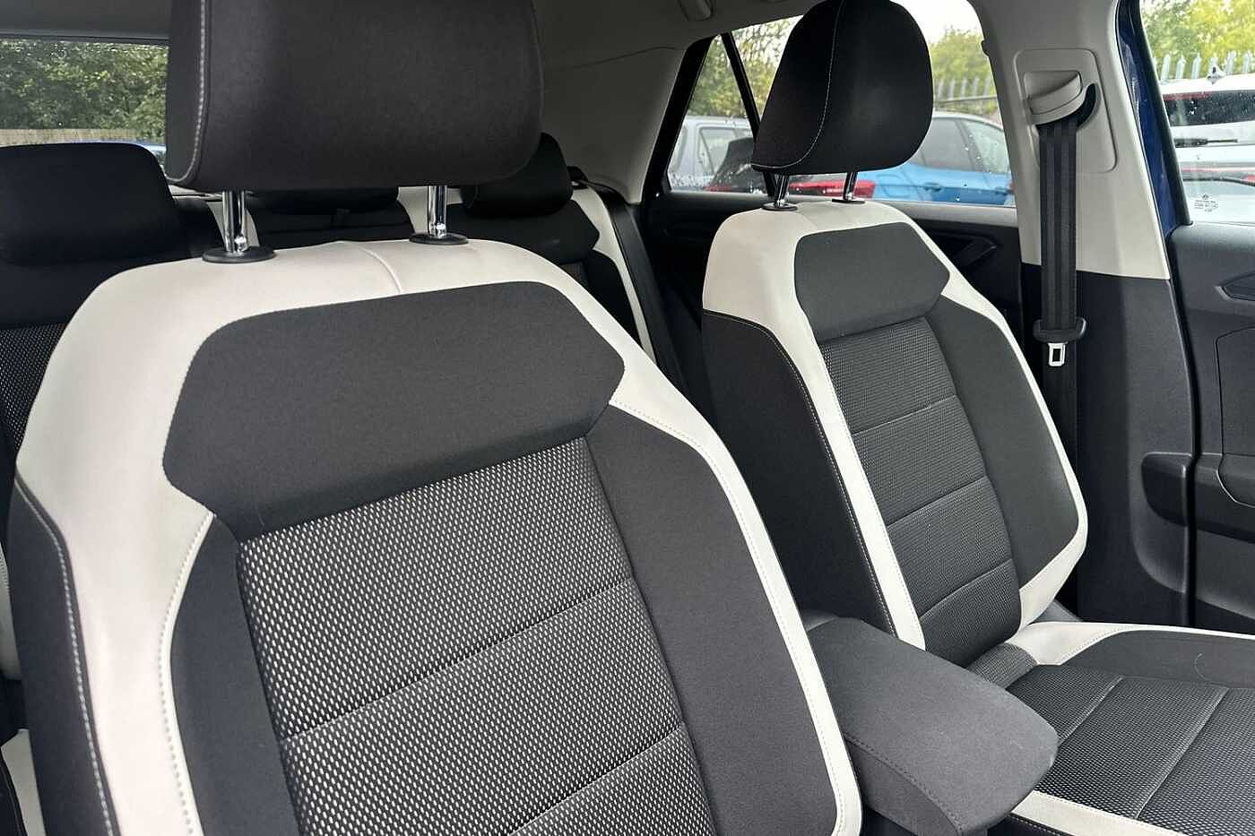 Used Volkswagen T-Roc 2019 for sale - 76111332: Photo 17