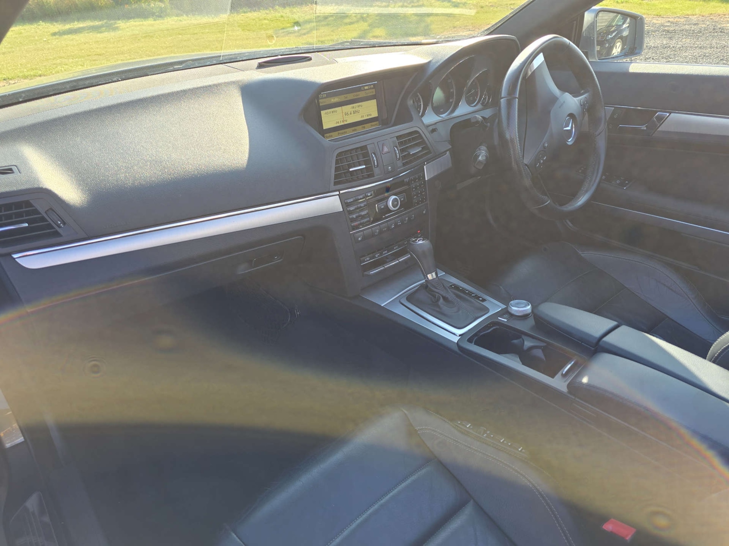 Used Mercedes-Benz E Class 2010 for sale - 76625847: Photo 13