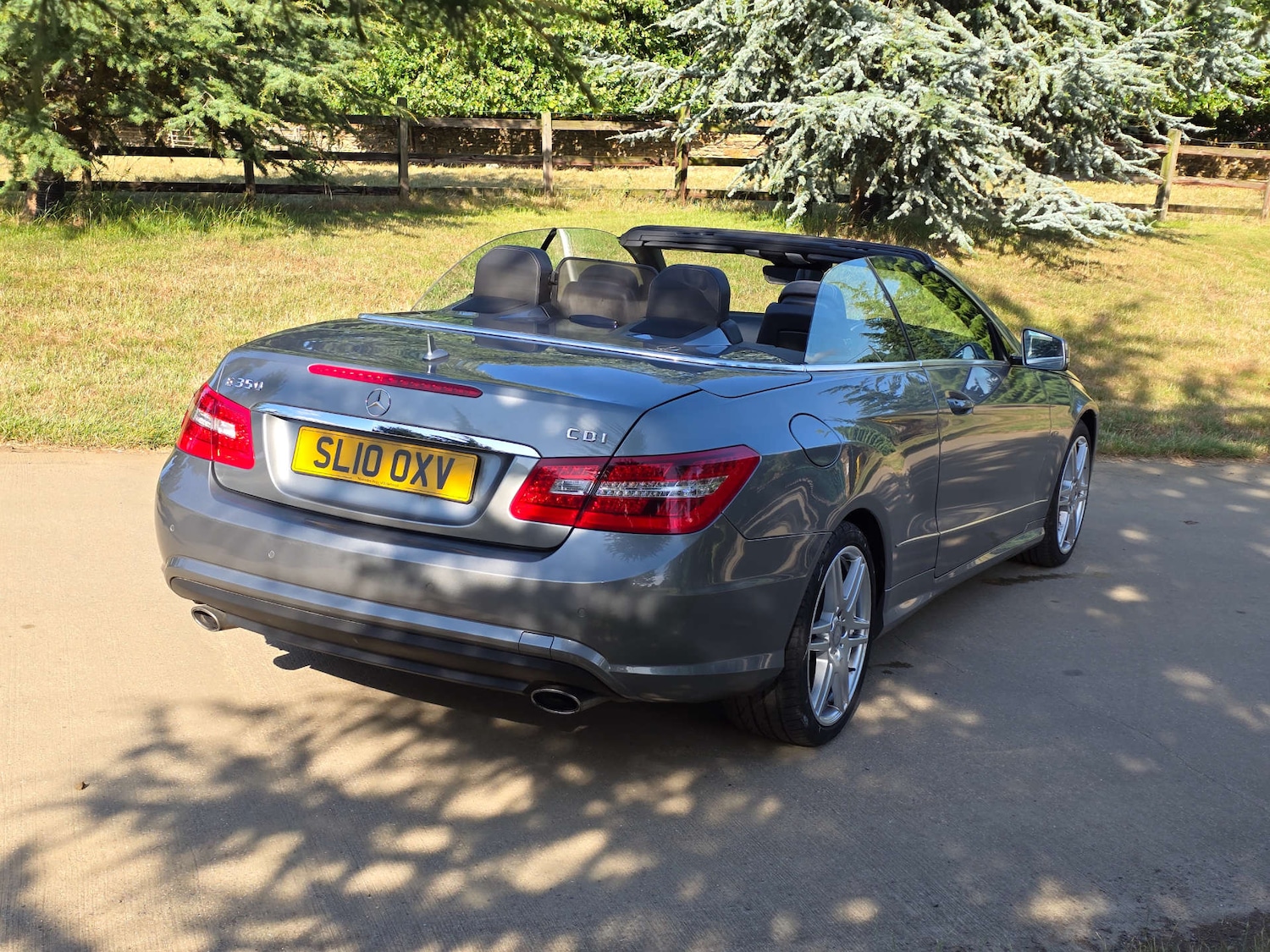 Used Mercedes-Benz E Class 2010 for sale - 76625847: Photo 32