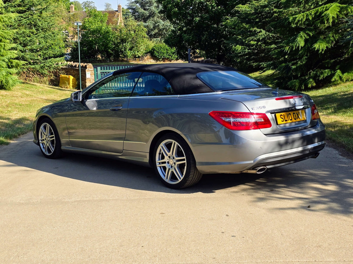 Used Mercedes-Benz E Class 2010 for sale - 76625847: Photo 5
