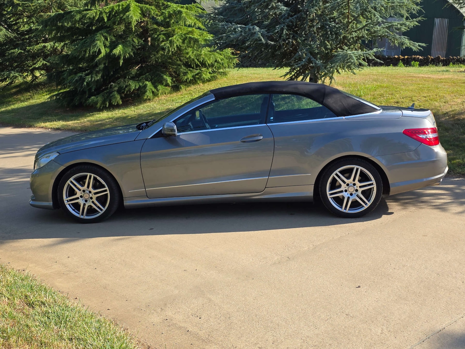 Used Mercedes-Benz E Class 2010 for sale - 76625847: Photo 6
