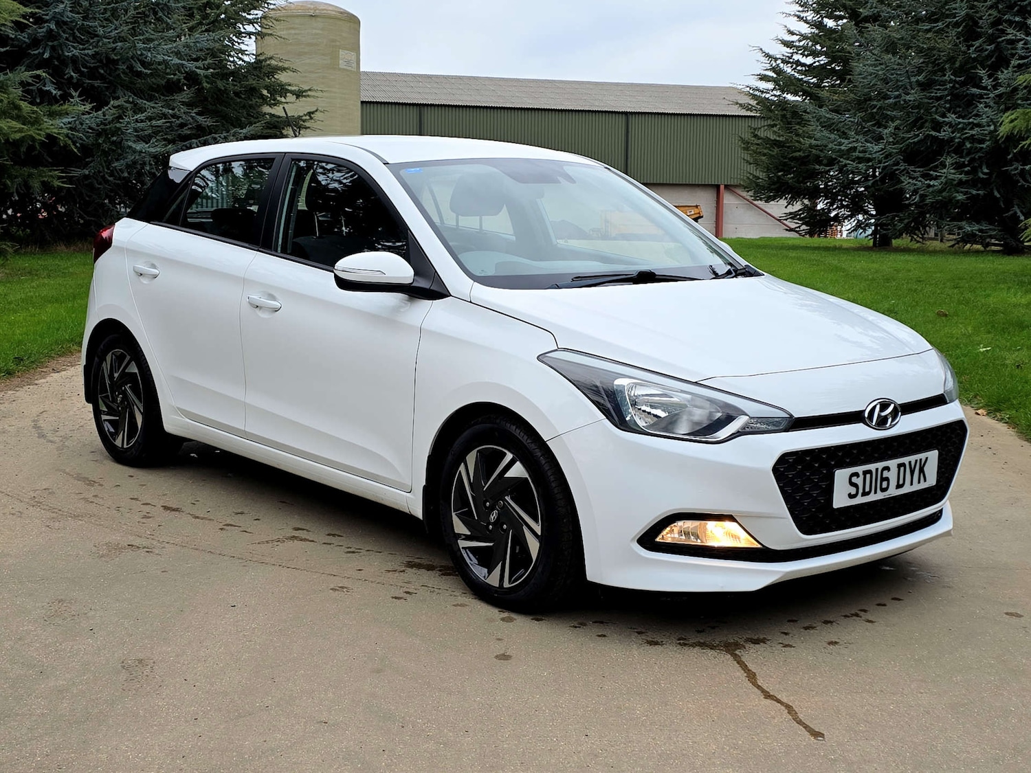 Used Hyundai i20 2016 for sale - 76313302: Photo 1