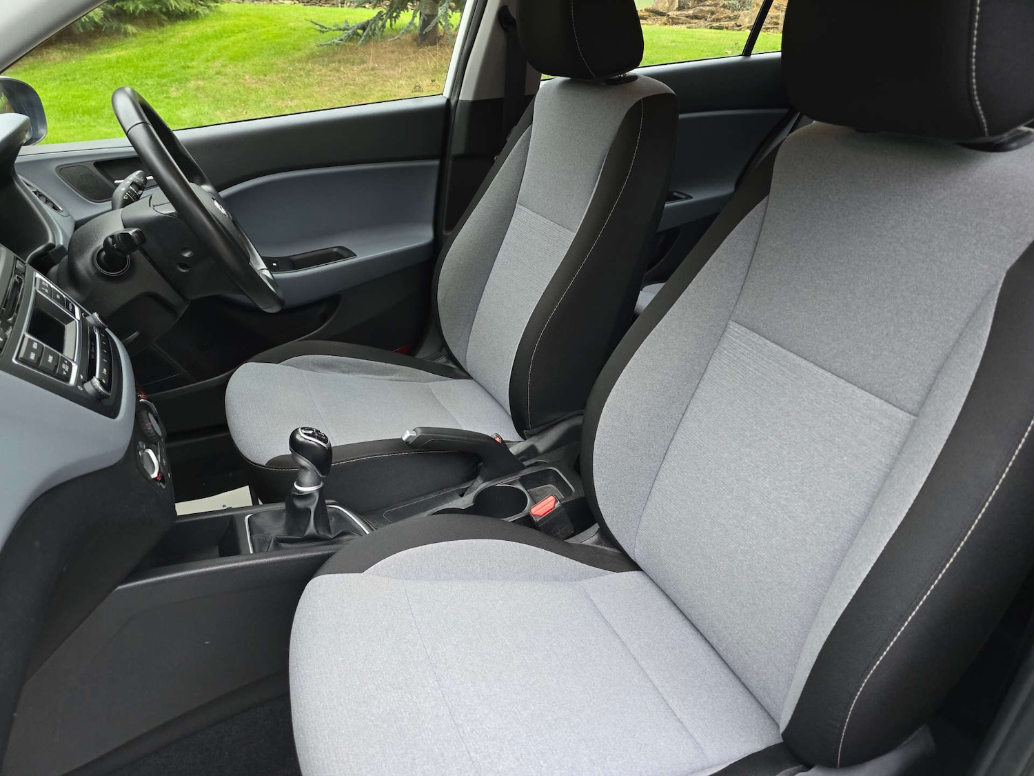 Used Hyundai i20 2016 for sale - 76313302: Photo 14