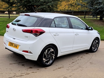Used Hyundai i20 2016 for sale - 76313302: Photo 3